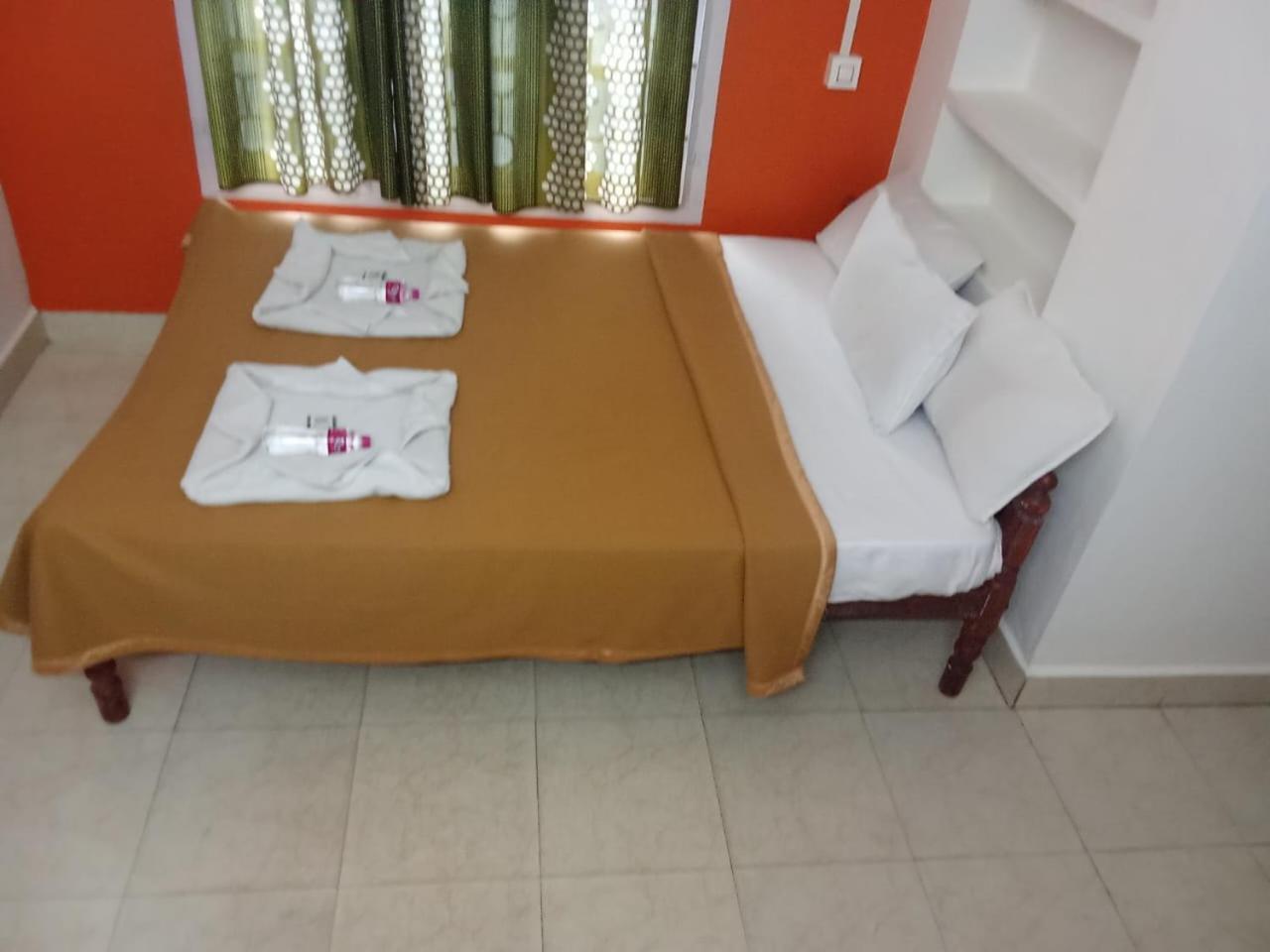 Hotel Orginal Residency โกลลัม ห้อง รูปภาพ